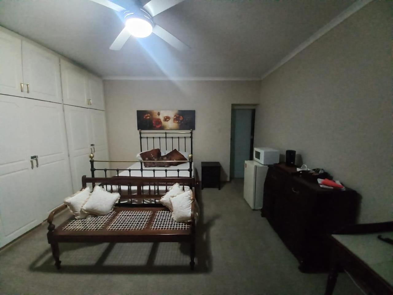 Anri Guesthouse Bloemfontein Luaran gambar
