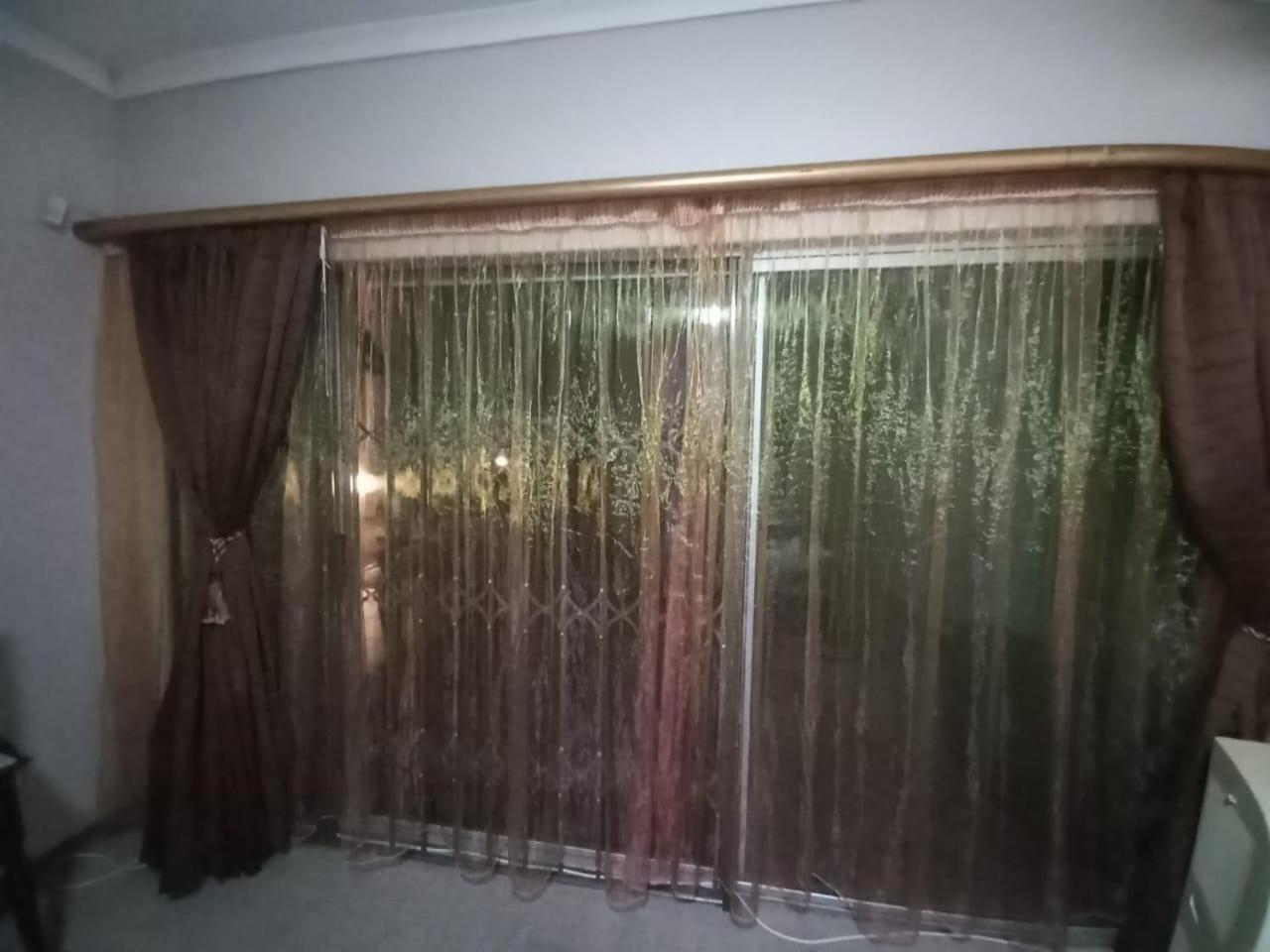 Anri Guesthouse Bloemfontein Luaran gambar